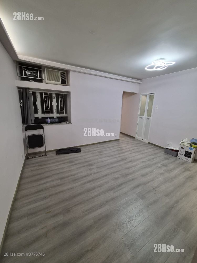 Carado Garden Sell 2 Bedrooms , 1 Bathroom 428 ft²