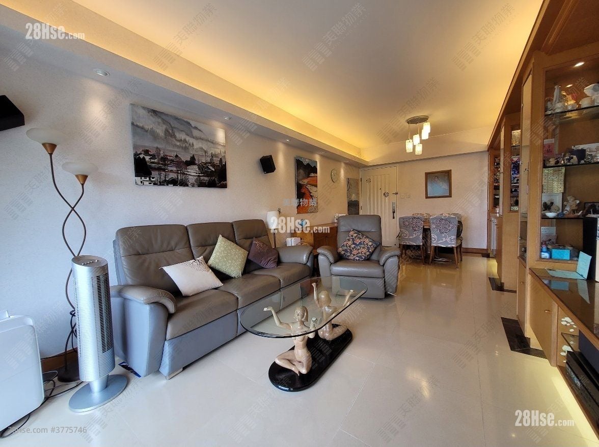 Greenwood Terrace Sell 3 Bedrooms 882 ft²