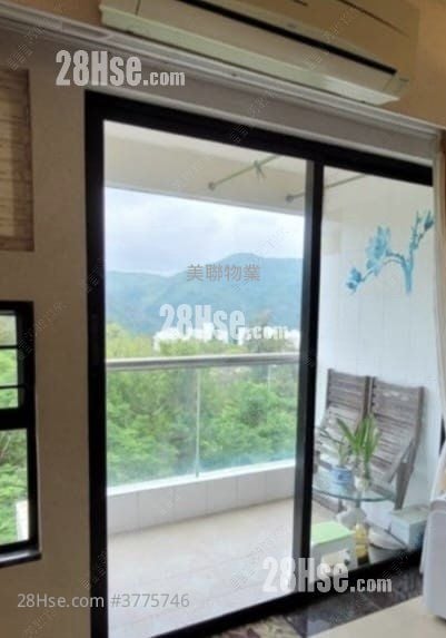 Greenwood Terrace Sell 3 Bedrooms 882 ft²