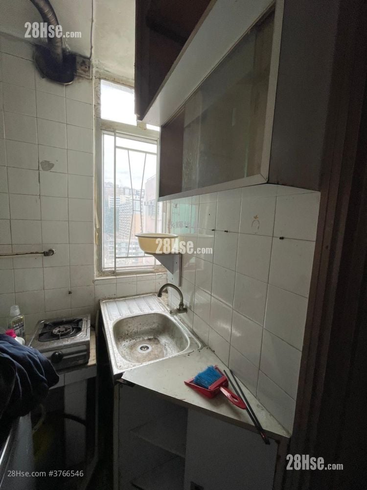 富裕大厦 售盘 1 房 , 1 浴室 240 平方尺