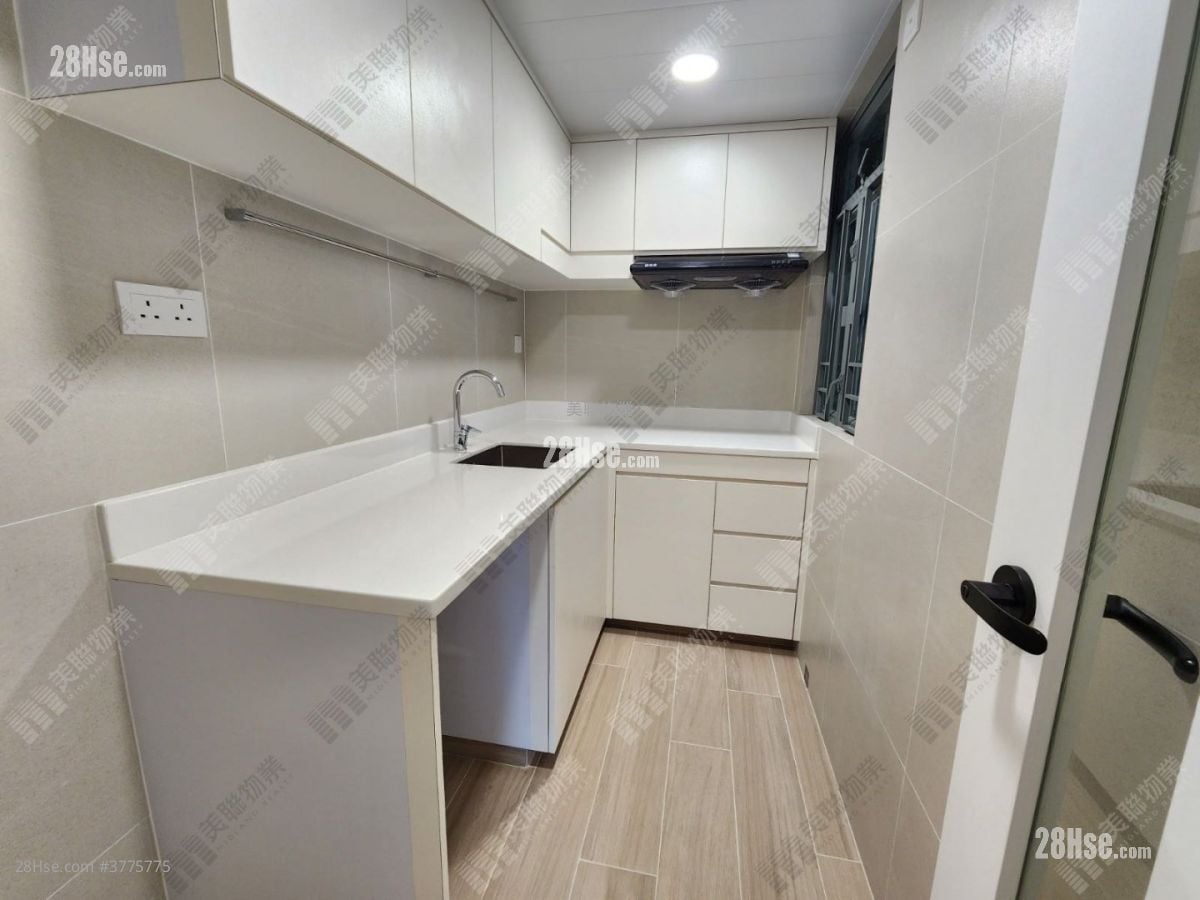 花都广场 售盘 2 房 , 1 浴室 413 平方尺