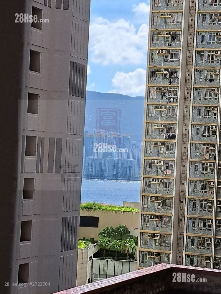油翠苑 售盘 3 房 , 1 浴室 639 平方尺