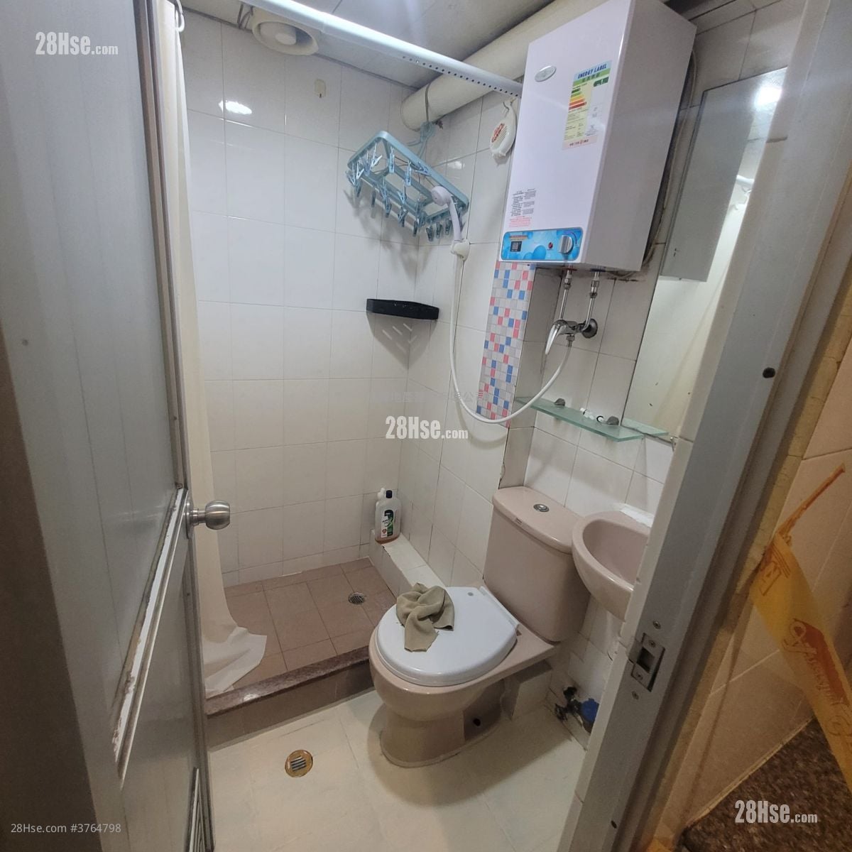 金宝大厦 租盘 2 房 , 1 浴室 250 平方尺