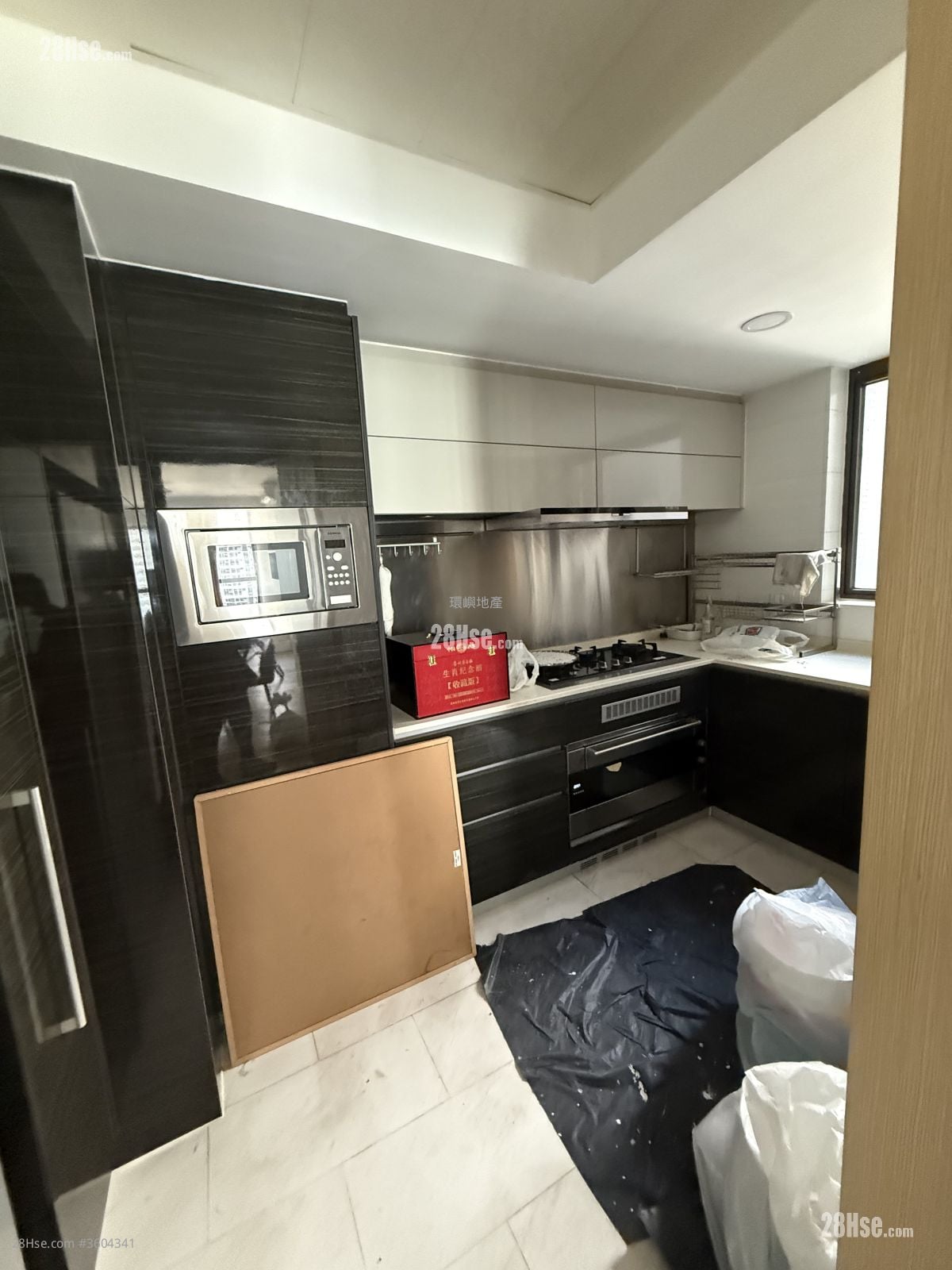 The Visionary Rental 4 Bedrooms , 4 Bathrooms 1,377 ft²