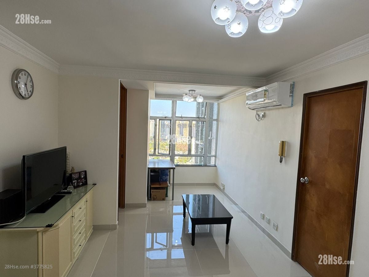 Shan Lai Court Sell 2 Bedrooms , 1 Bathroom