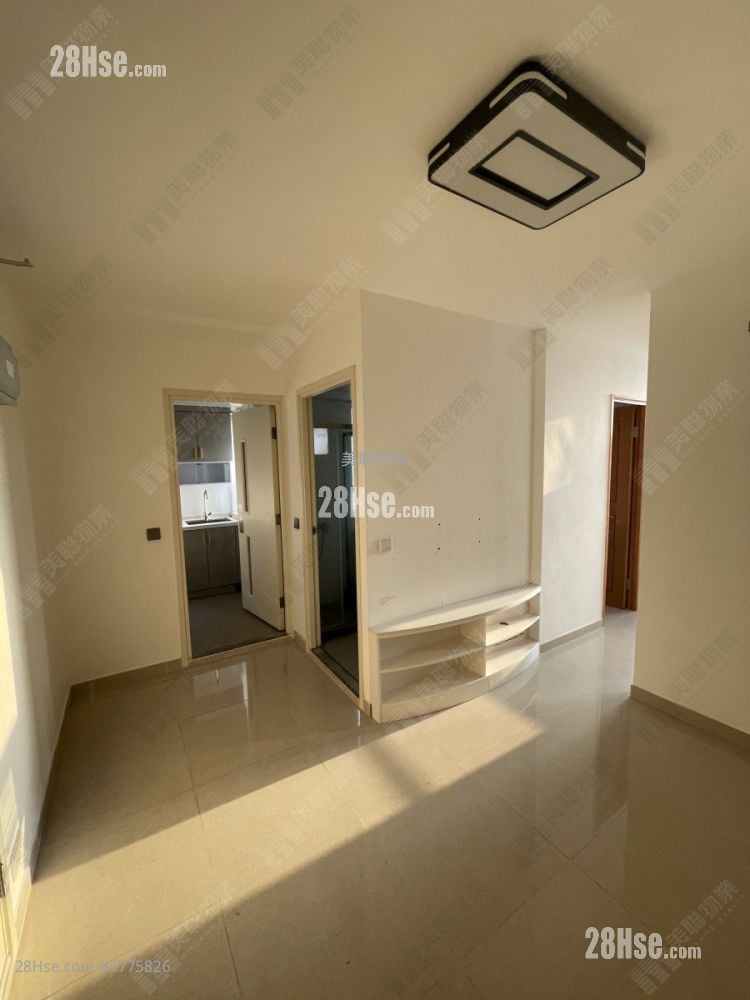 Shan Lai Court Sell 385 ft²