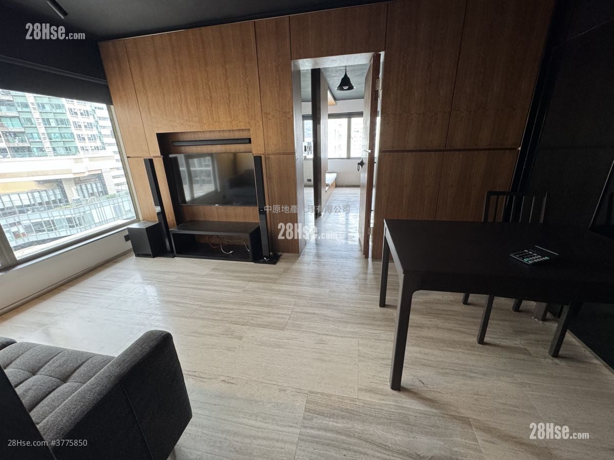 鲤景湾 售盘 1 房 536 平方尺