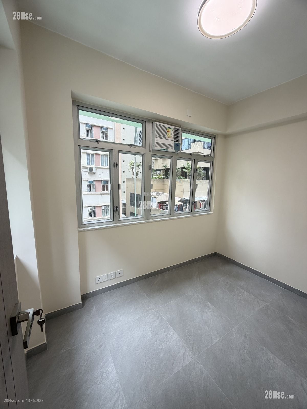 庄士顿大楼 售盘 2 房 , 1 浴室 476 平方尺