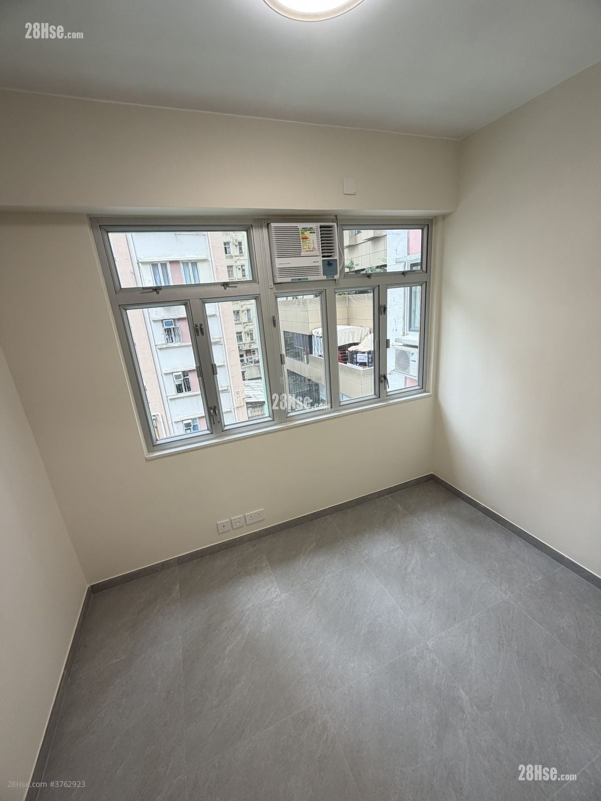 庄士顿大楼 售盘 2 房 , 1 浴室 476 平方尺