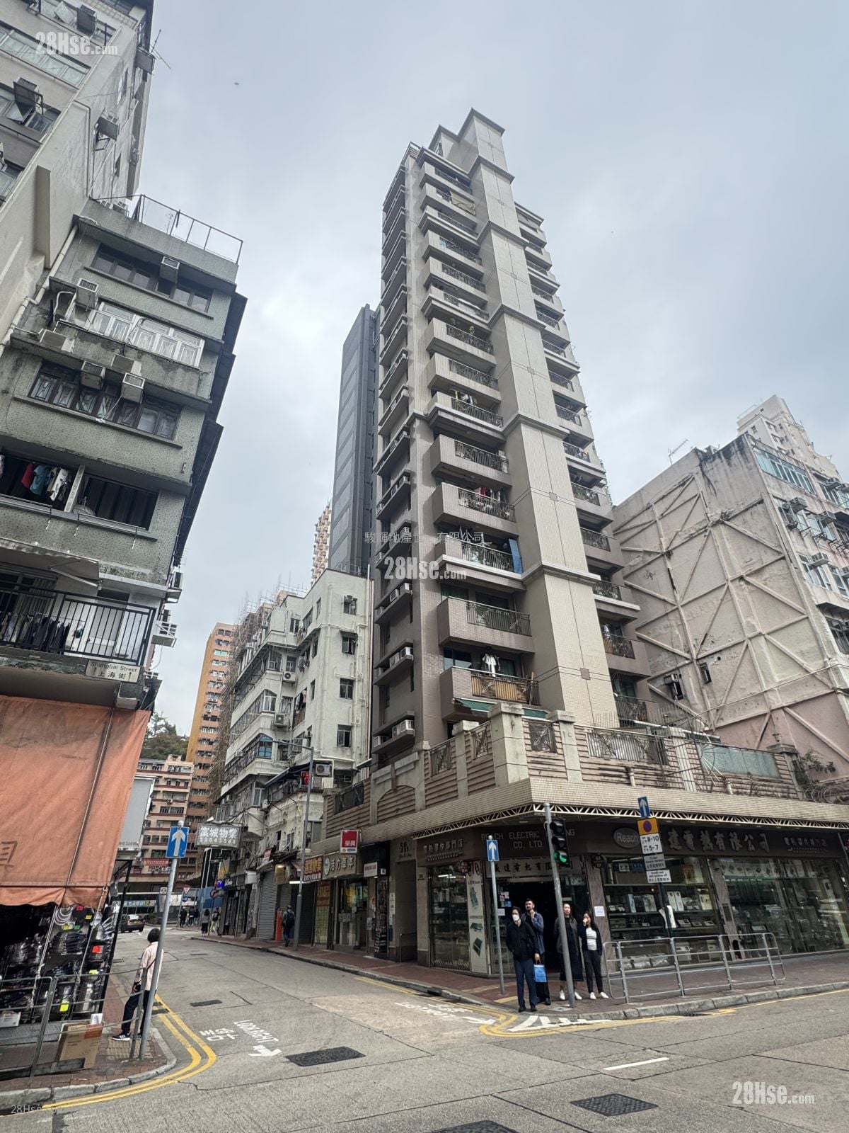 Yau On Court Sell 2 Bedrooms , 1 Bathroom 318 ft²