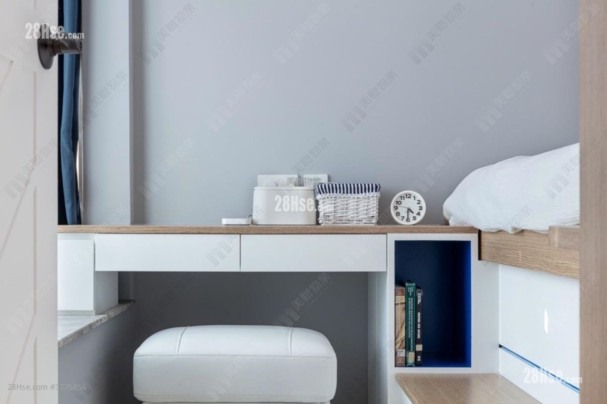 碧湖花园 售盘 2 房 , 1 浴室 400 平方尺