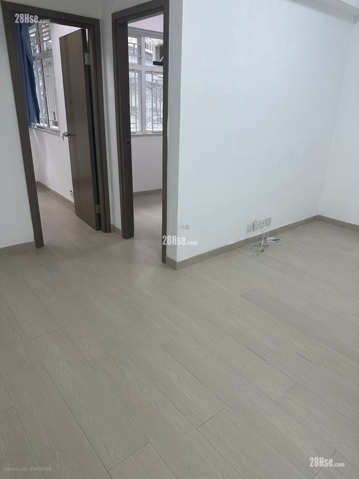 Kwun Tong Mansion Sell 2 Bedrooms , 1 Bathroom 397 ft²
