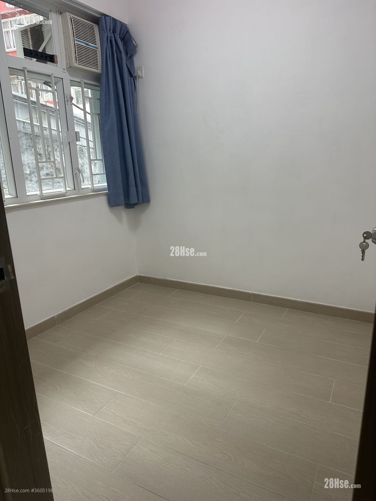 Kwun Tong Mansion Sell 2 Bedrooms , 1 Bathroom 397 ft²