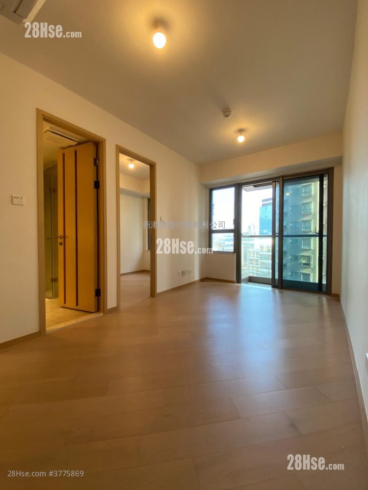 Upper East Sell 1 Bedroom , 1 Bathroom 322 ft²