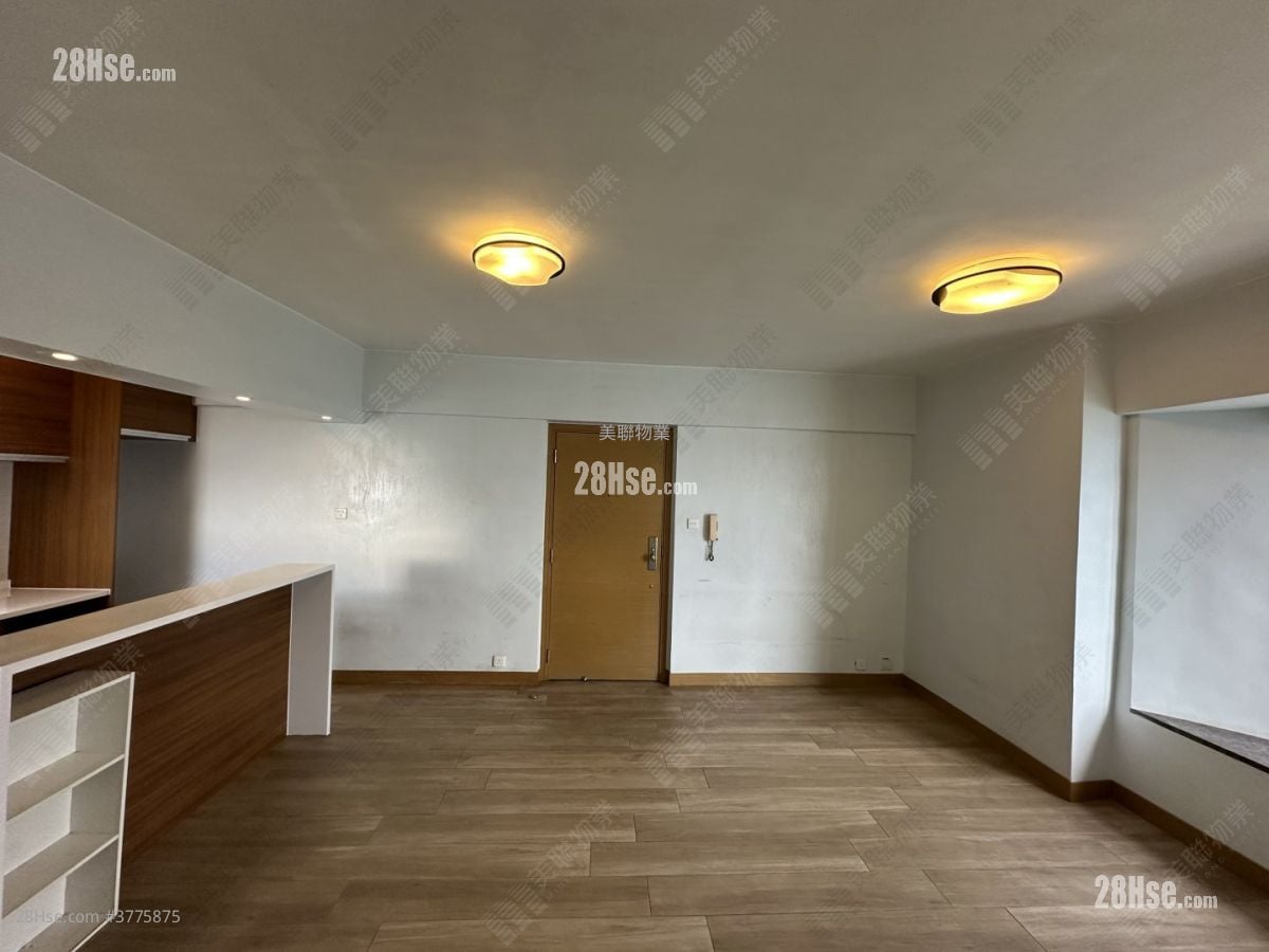 Marina Garden Sell 3 Bedrooms 646 ft²