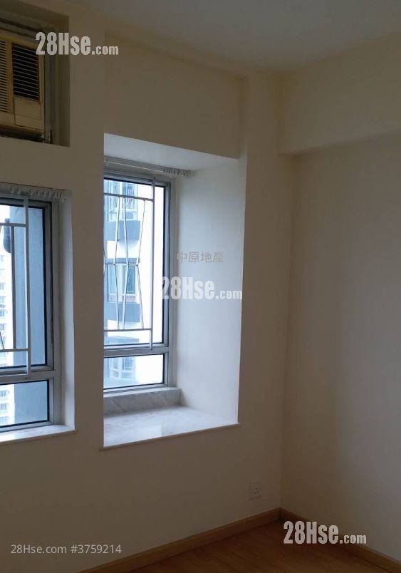 New Kwai Fong Gardens Sell 2 Bedrooms 418 ft²