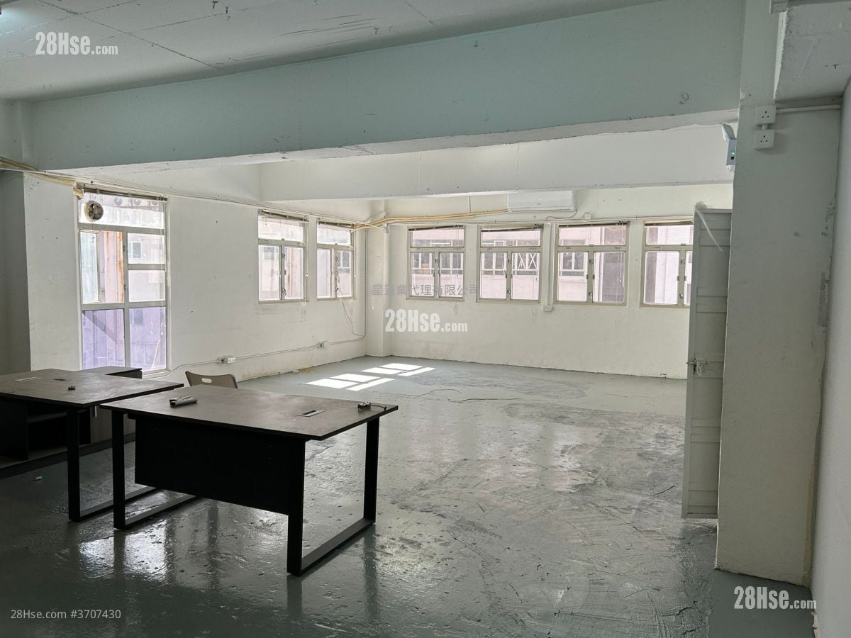 荃湾工业大厦 租盘 2 房 , 2 厕所