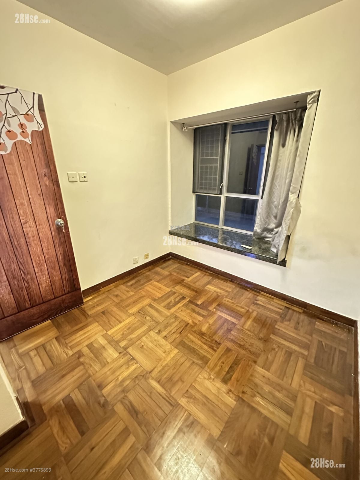 翠景花园 售盘 420 平方尺