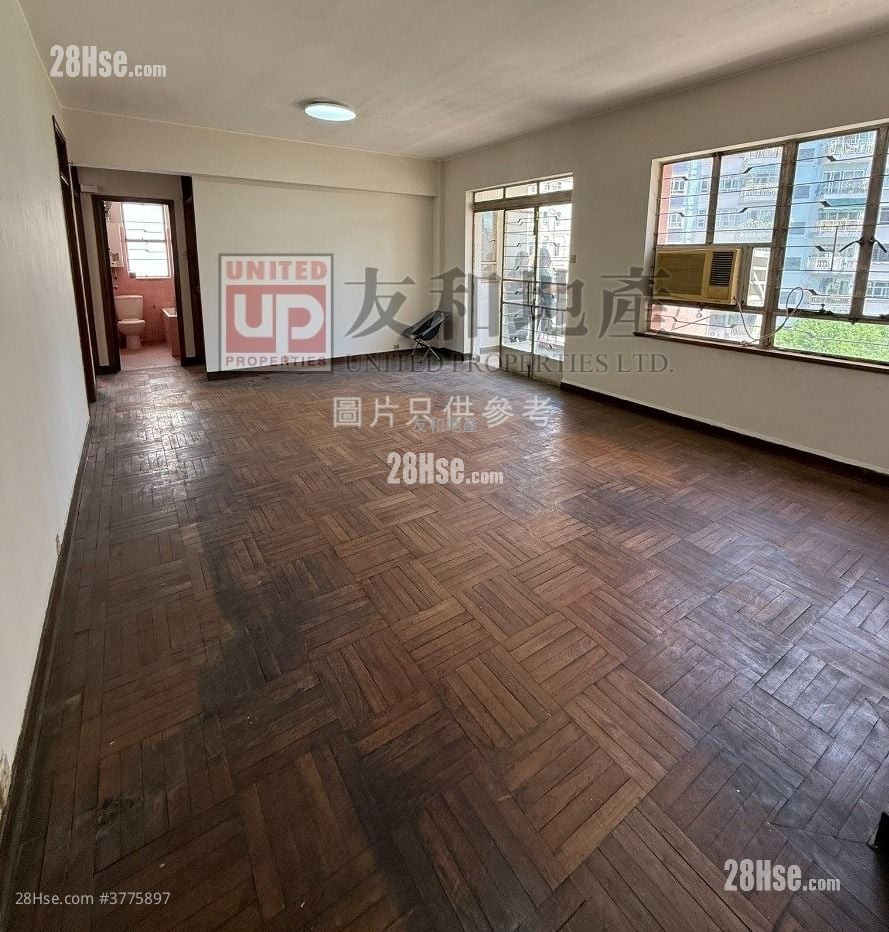 Bel-Air House Sell 1,032 ft²