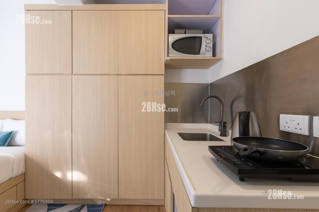 Wai On Building Rental Studio , 1 Bathroom 160 ft²
