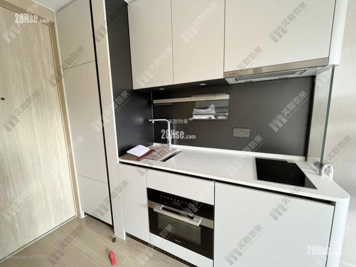 One Innovale 售盘 2 房 , 1 浴室 446 平方尺