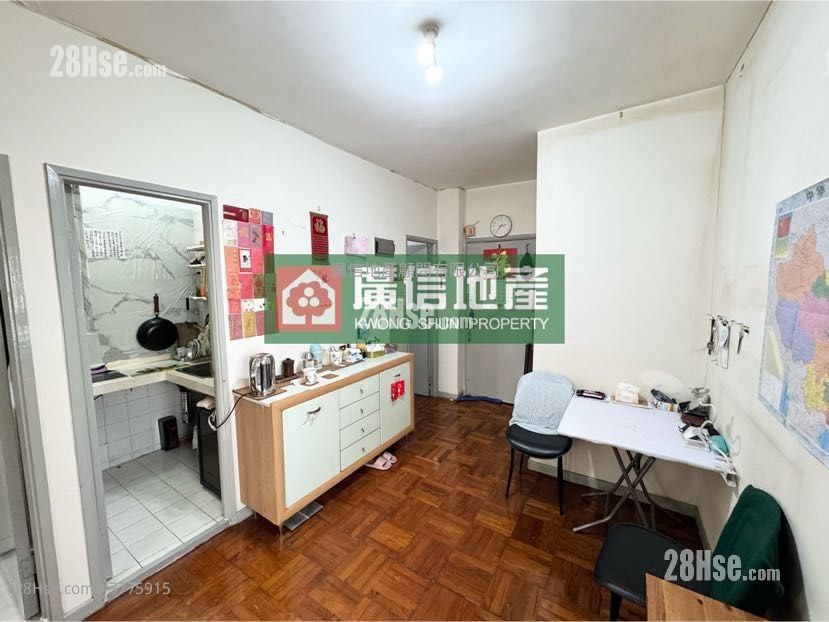 华发大厦 售盘 3 房 , 1 浴室 349 平方尺