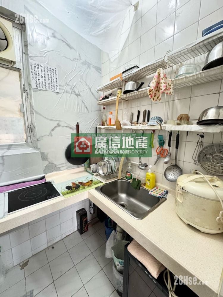 华发大厦 售盘 3 房 , 1 浴室 349 平方尺