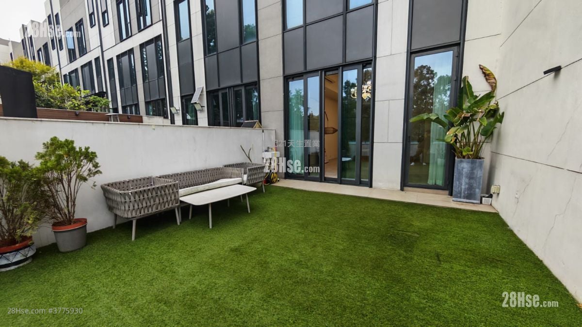 The Carmel Rental 5+ Bedrooms , 4 Bathrooms 1,728 ft²