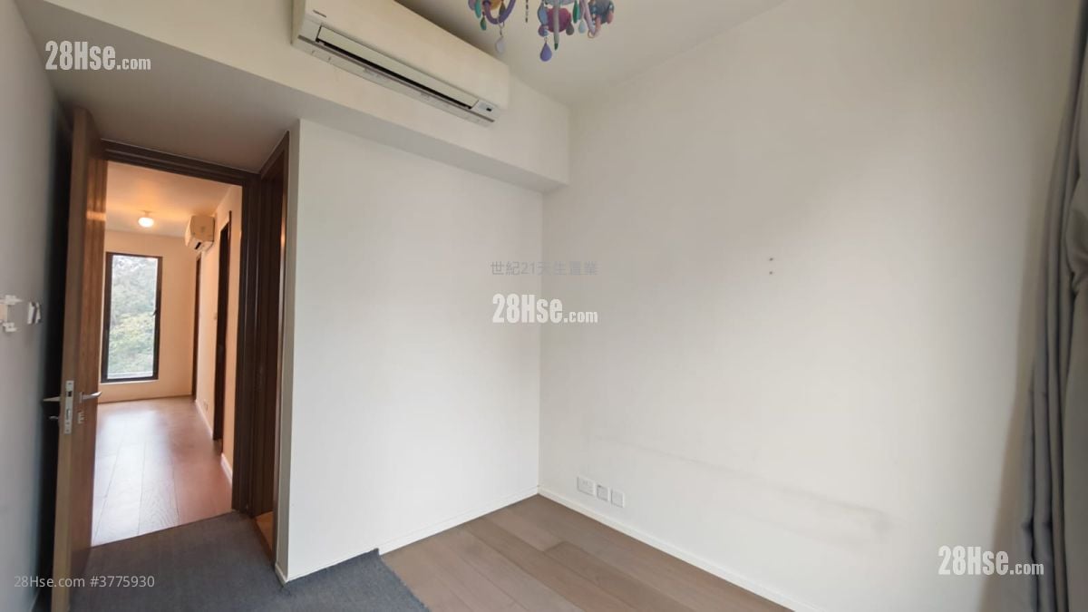 The Carmel Rental 5+ Bedrooms , 4 Bathrooms 1,728 ft²