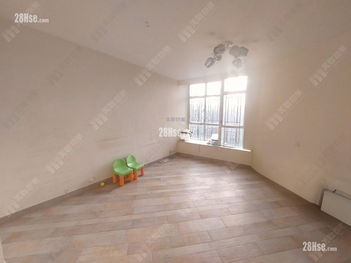 Sceneway Garden Sell 3 Bedrooms , 1 Bathroom 614 ft²