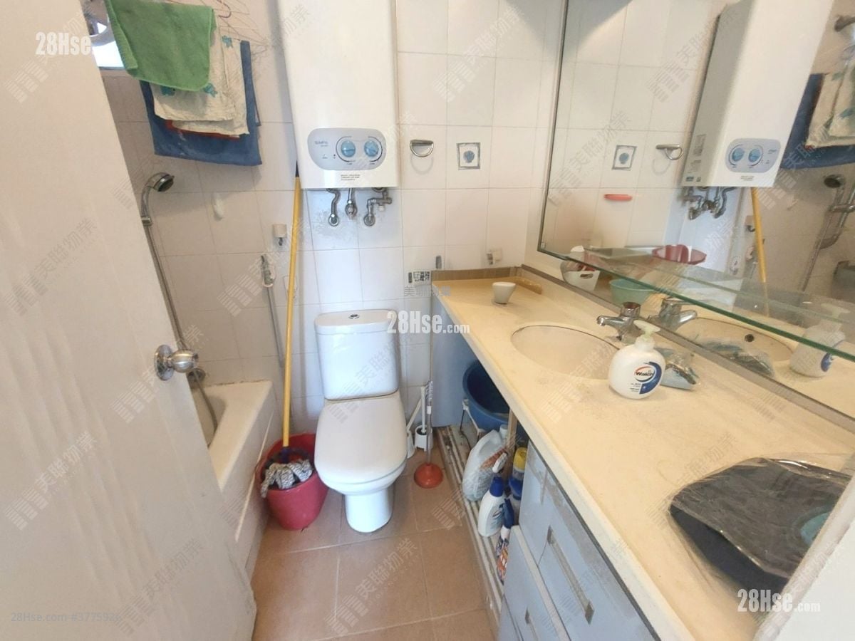 Sceneway Garden Sell 3 Bedrooms , 1 Bathroom 614 ft²