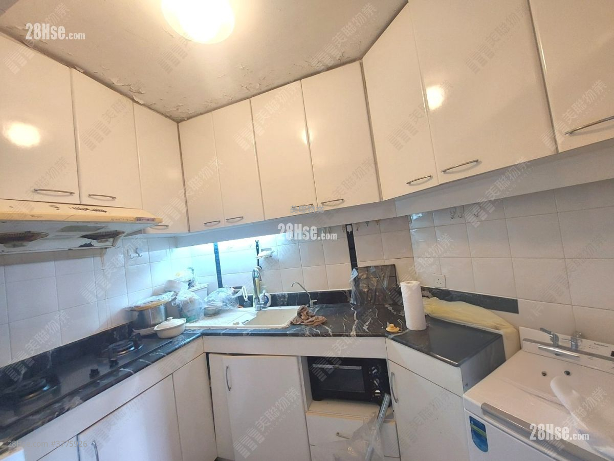 Sceneway Garden Sell 3 Bedrooms , 1 Bathroom 614 ft²