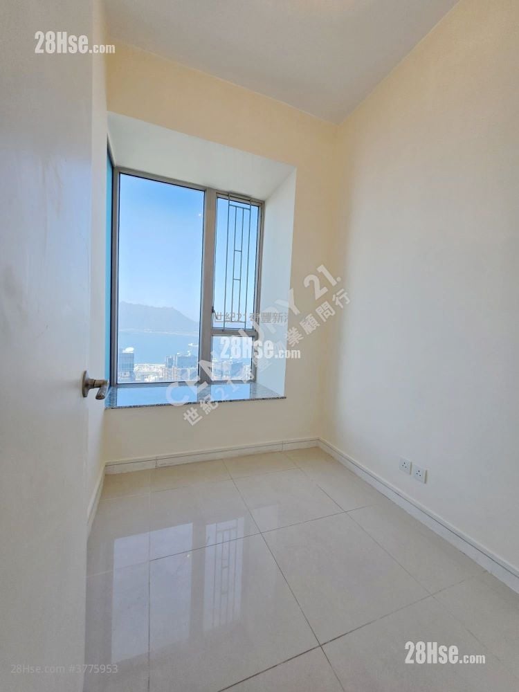 银湖天峰 售盘 4 房 1,001 平方尺