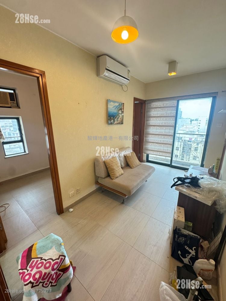 Yau On Court Sell 2 Bedrooms , 1 Bathroom 318 ft²