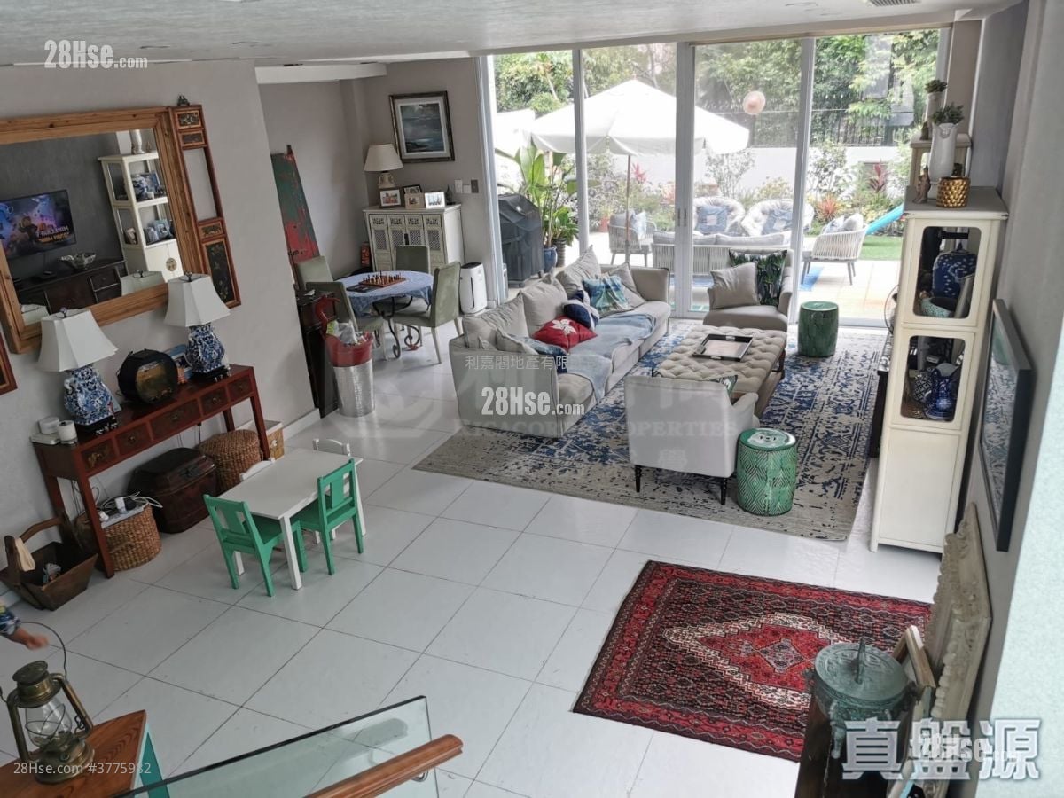 Beaulieu Peninsula Sell 4 Bedrooms 1,631 ft²