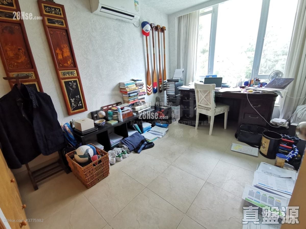 Beaulieu Peninsula Sell 4 Bedrooms 1,631 ft²