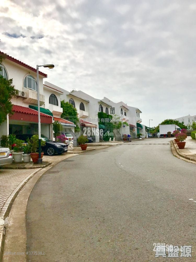 Beaulieu Peninsula Sell 4 Bedrooms 1,631 ft²