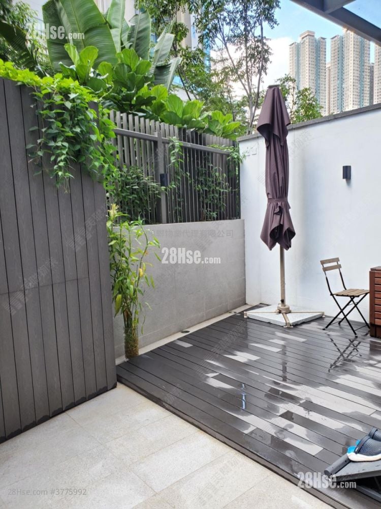 Alto Residences Sell 2 Bedrooms , 3 Bathrooms 881 ft²