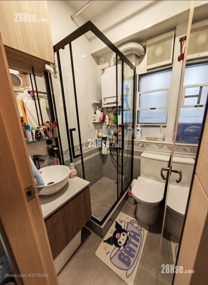 Fung Yuen Building Sell 2 Bedrooms , 1 Bathroom 336 ft²