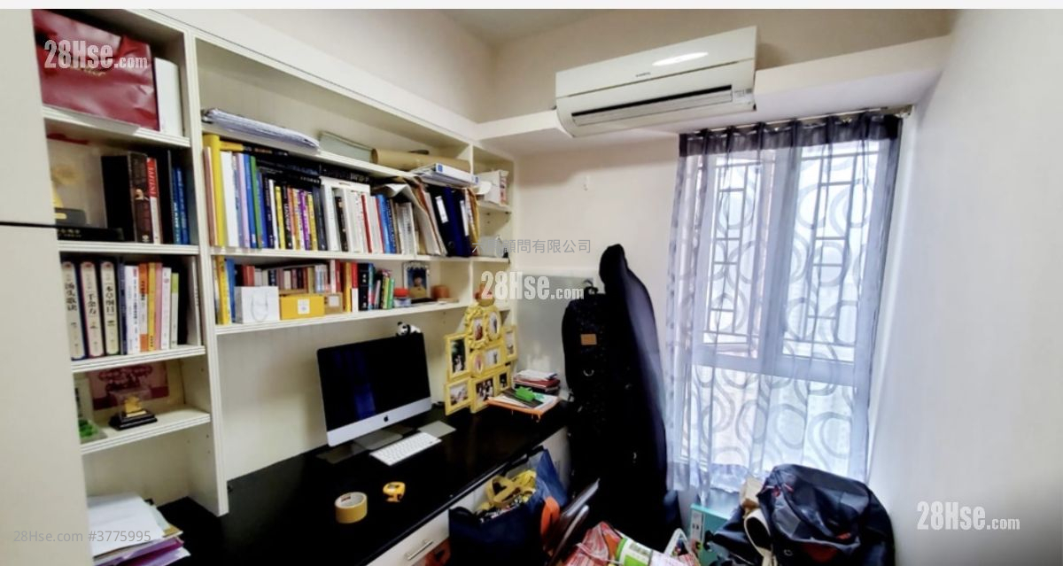 The Merton Sell 2 Bedrooms , 1 Bathroom 530 ft²