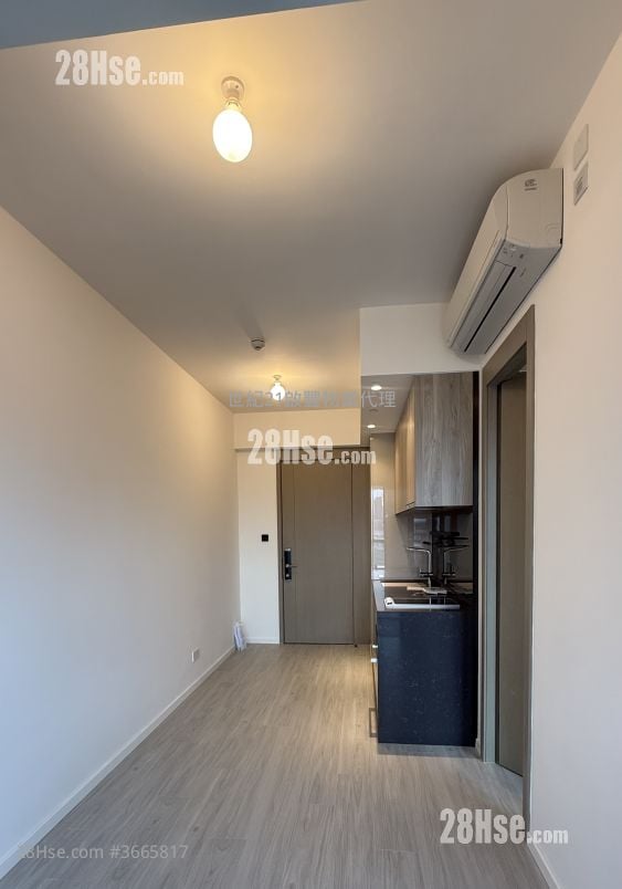 Twin Victoria Rental 1 Bedroom , 1 Bathroom 305 ft²