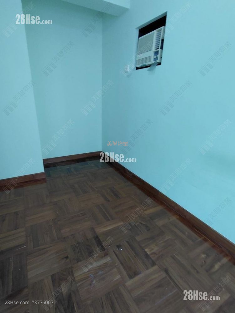 Royal Green Sell 2 Bedrooms , 1 Bathroom 450 ft²