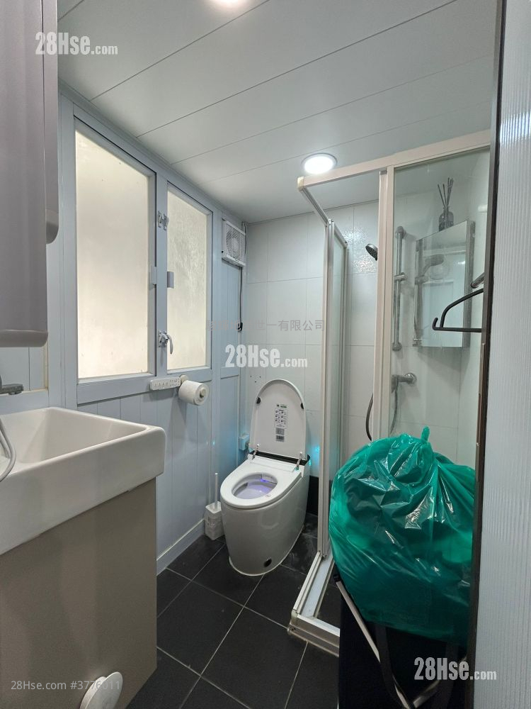 King's Mansion Sell 2 Bedrooms , 2 Bathrooms 438 ft²