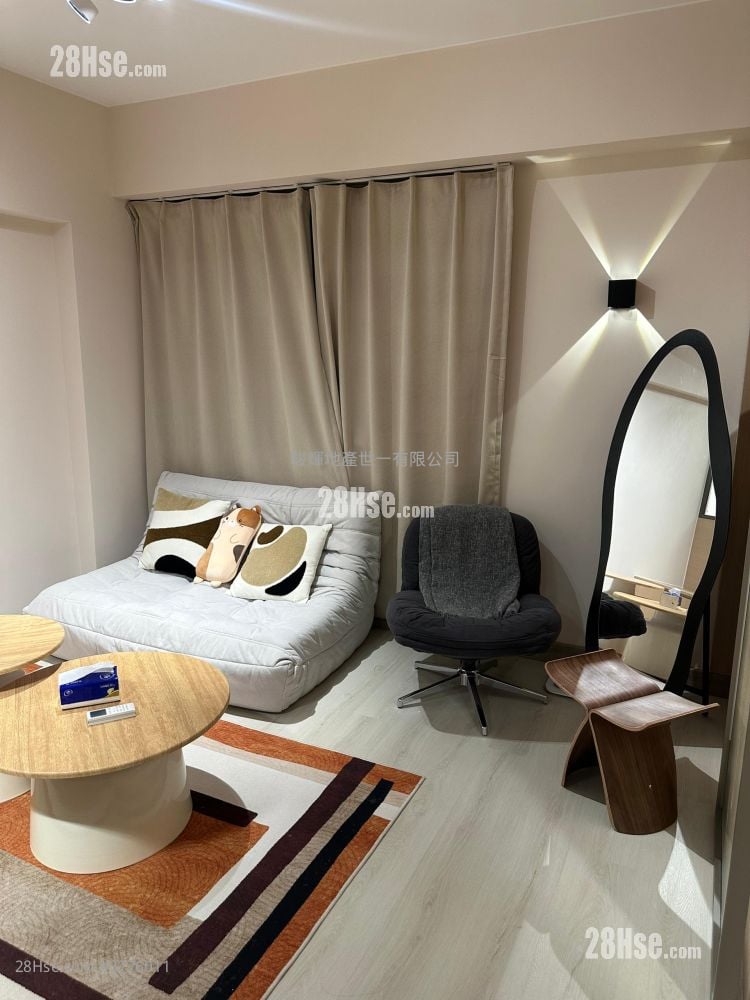 King's Mansion Sell 2 Bedrooms , 2 Bathrooms 438 ft²