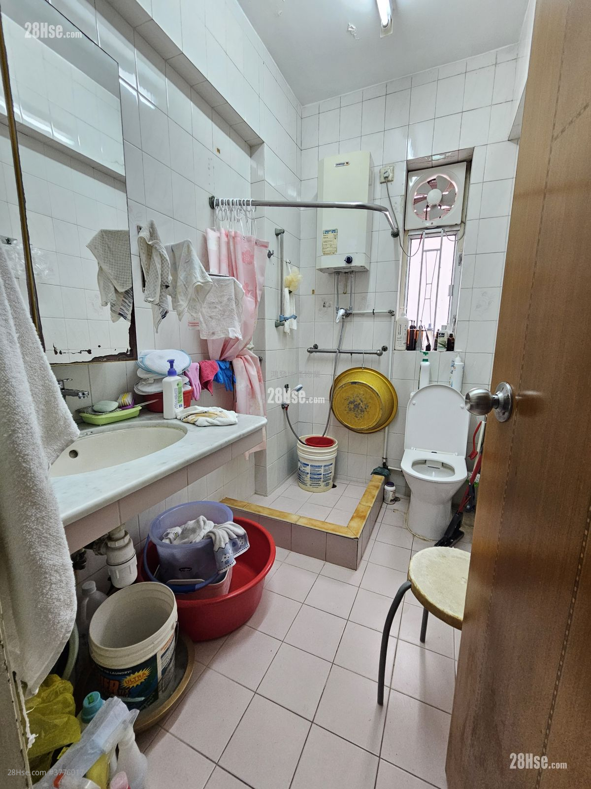 唐楼 售盘 4 房 , 1 浴室 821 平方尺