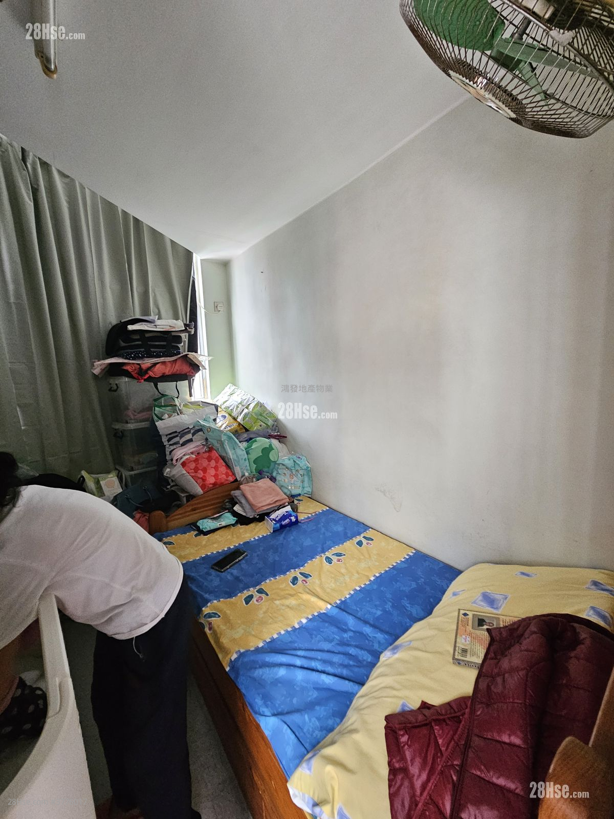 唐楼 售盘 4 房 , 1 浴室 821 平方尺