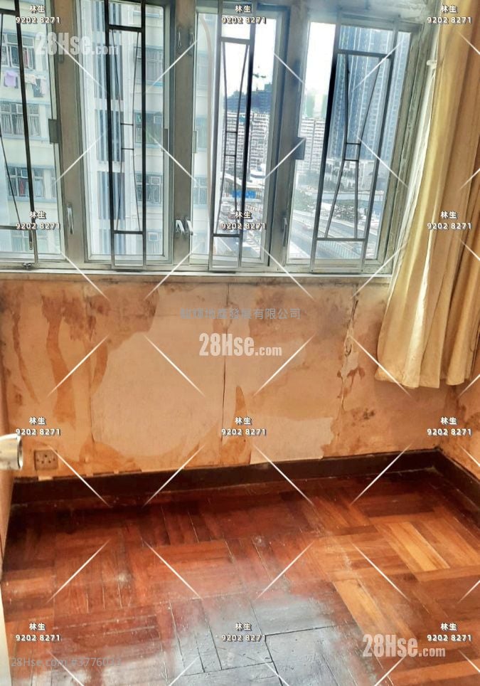 Shun Lee Building Sell 2 Bedrooms , 1 Bathroom 382 ft²