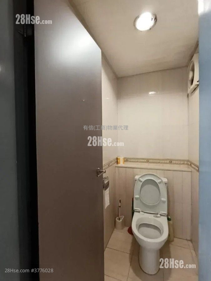 Mackenny Centre Sell