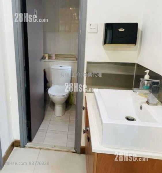 Mackenny Centre Sell