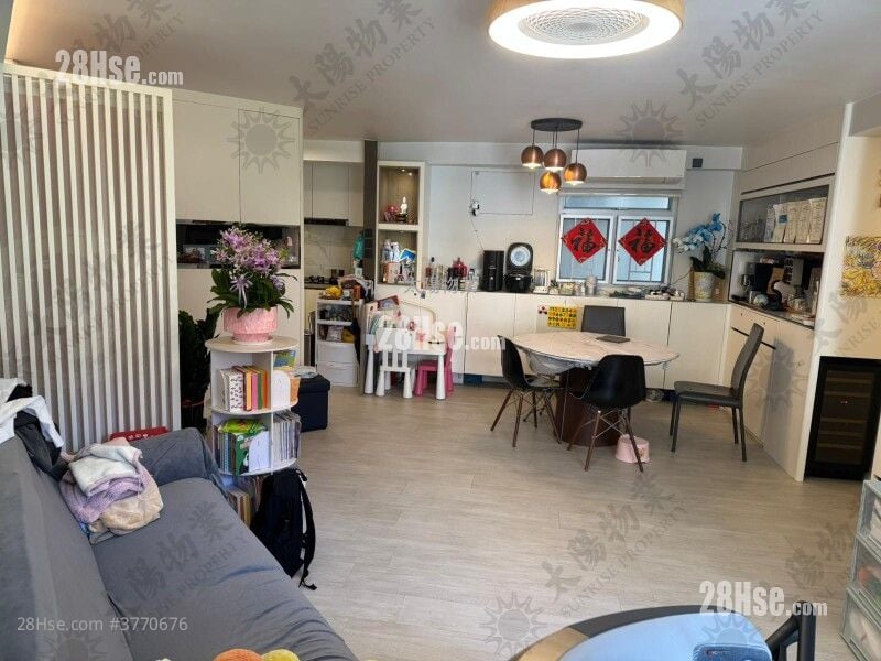 Whampoa Garden Sell 3 Bedrooms 853 ft²